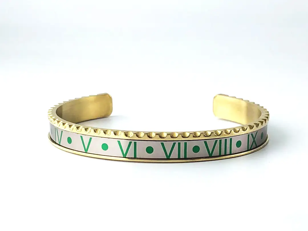 Stylish Roman Numeral Bracelets for Couples