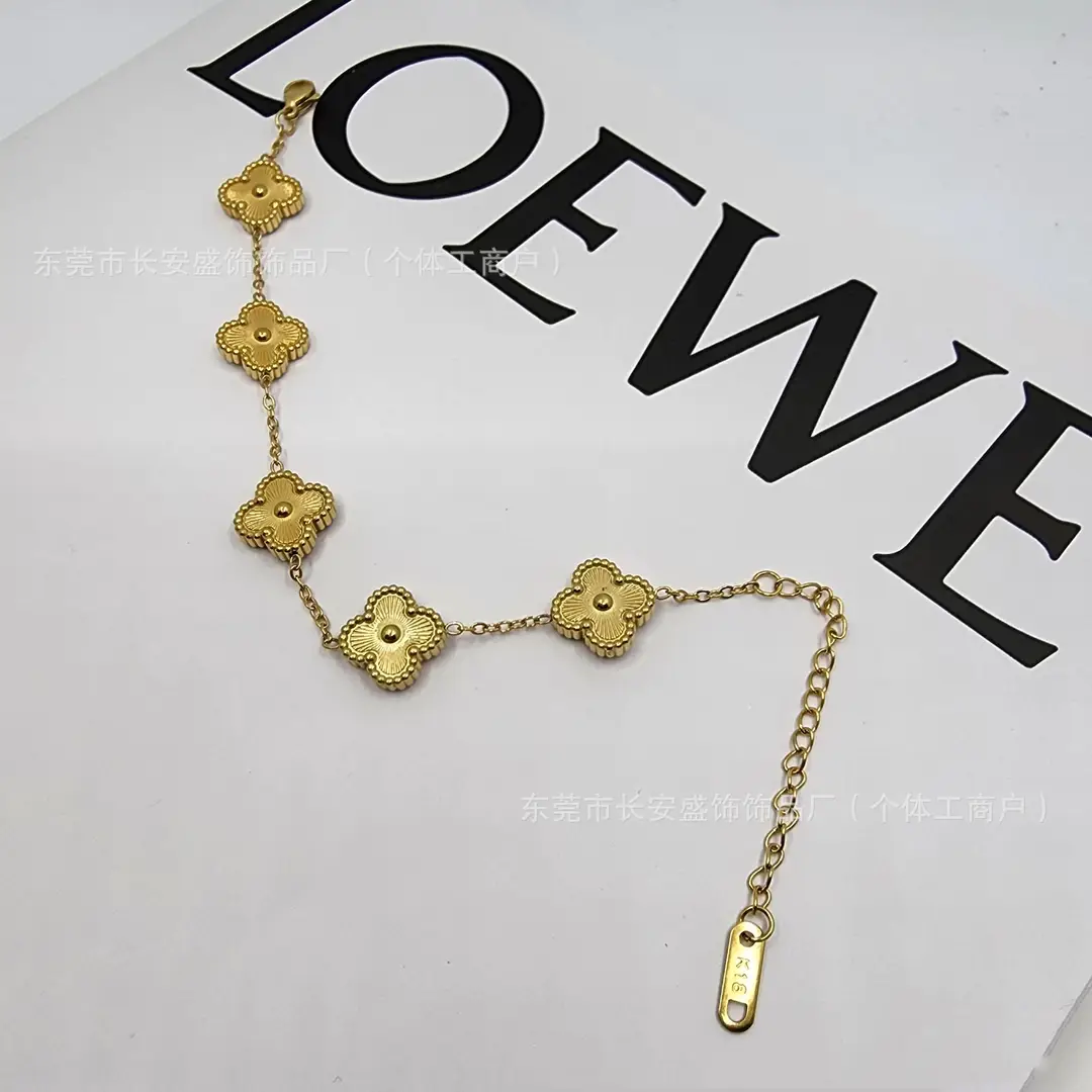 Gold Four Leaf Clover Bracelet for Women Wedding Office Wear