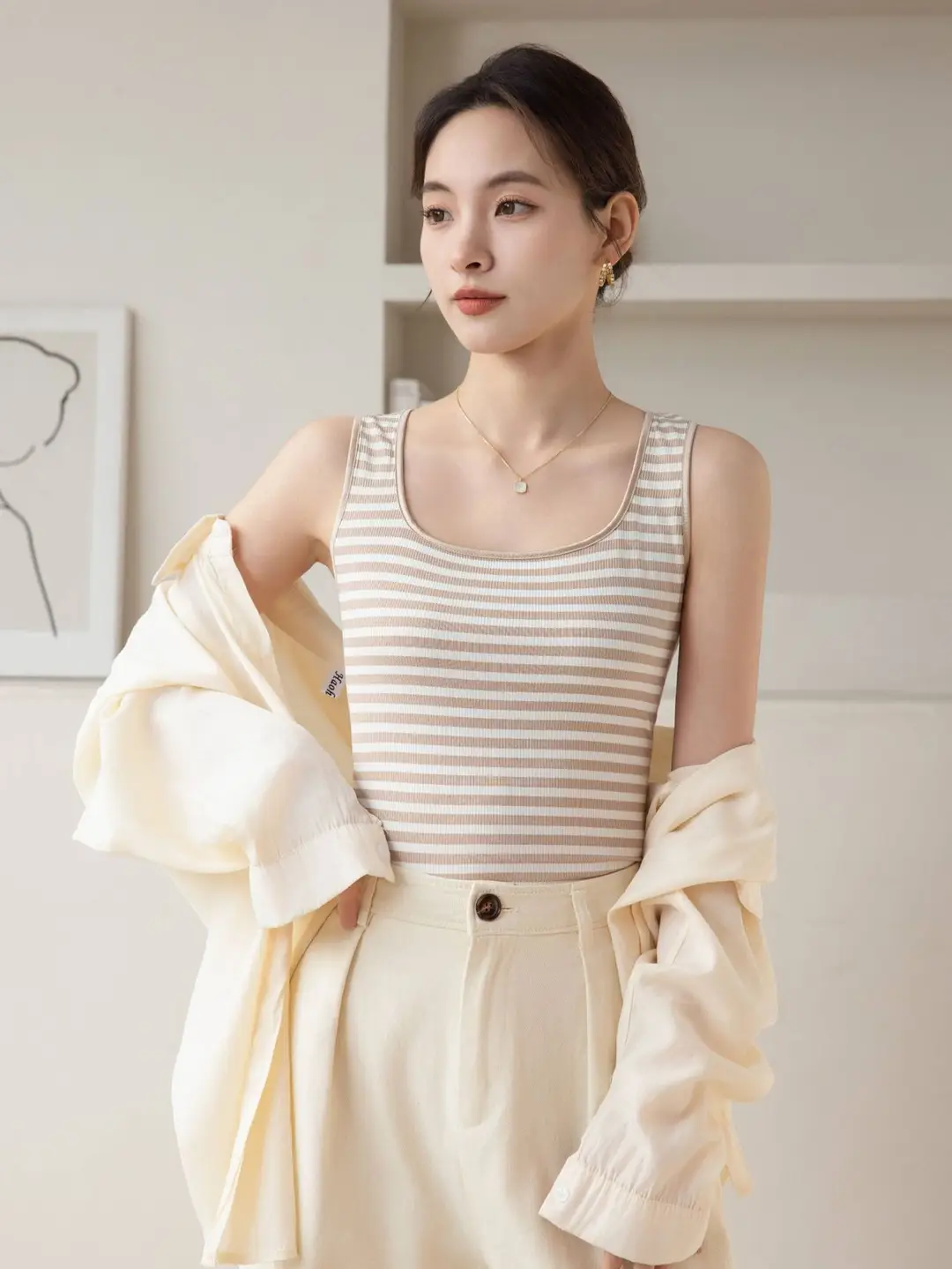 Women Striped Sleeveless Vest U-Neck Black White