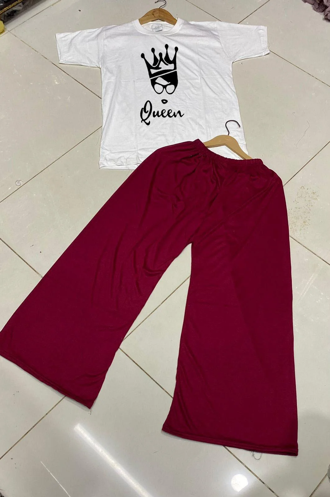 Women Printed Night Suit White Red