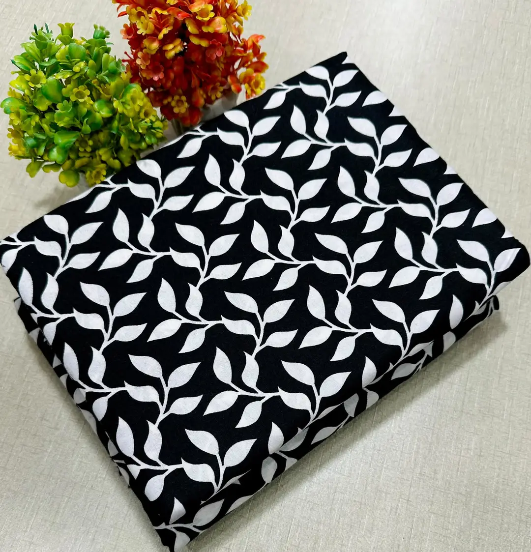 2 Pcs Women's Unstitched Printed Suit