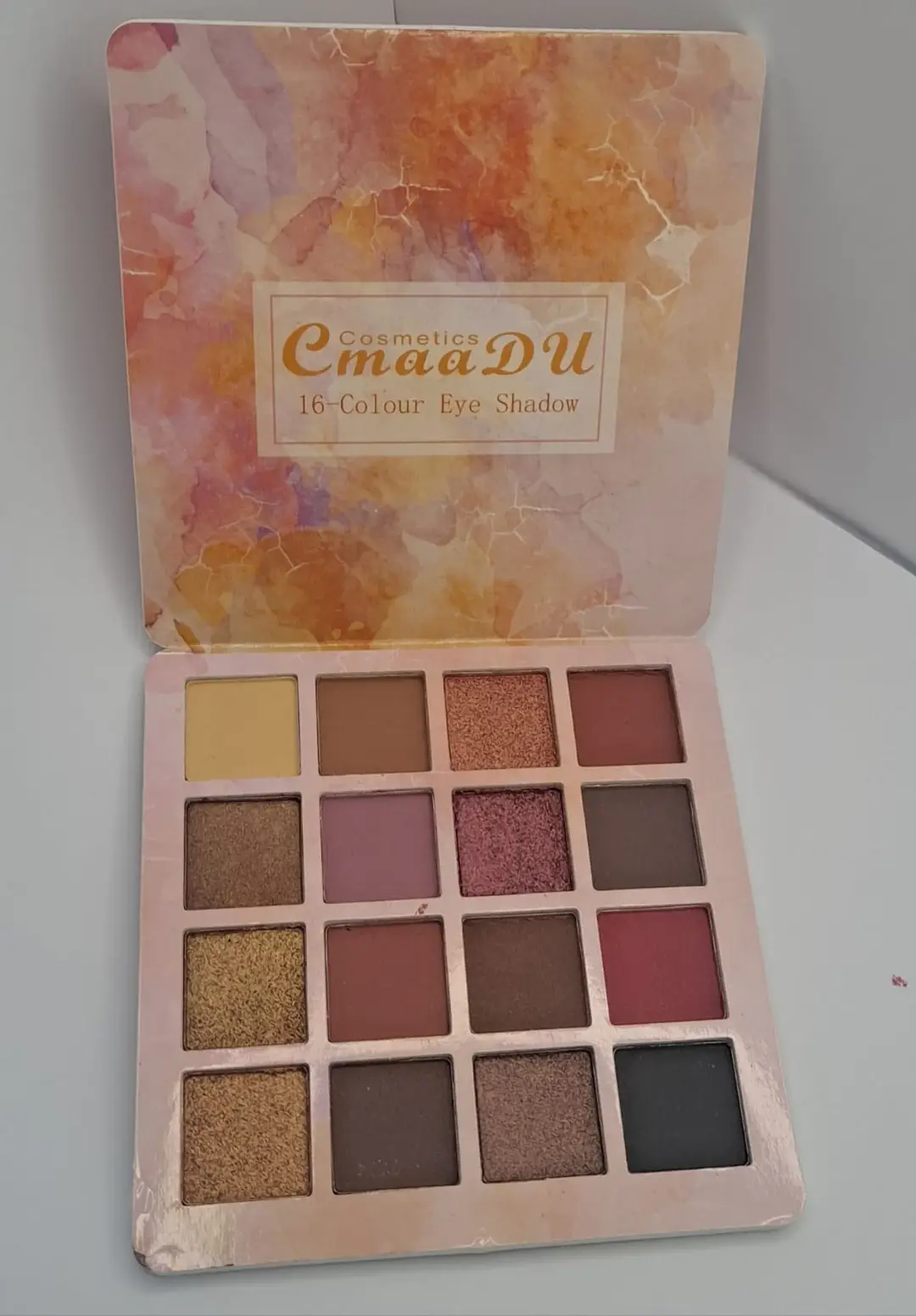 16 In 1 Matte Eyeshadow Palette