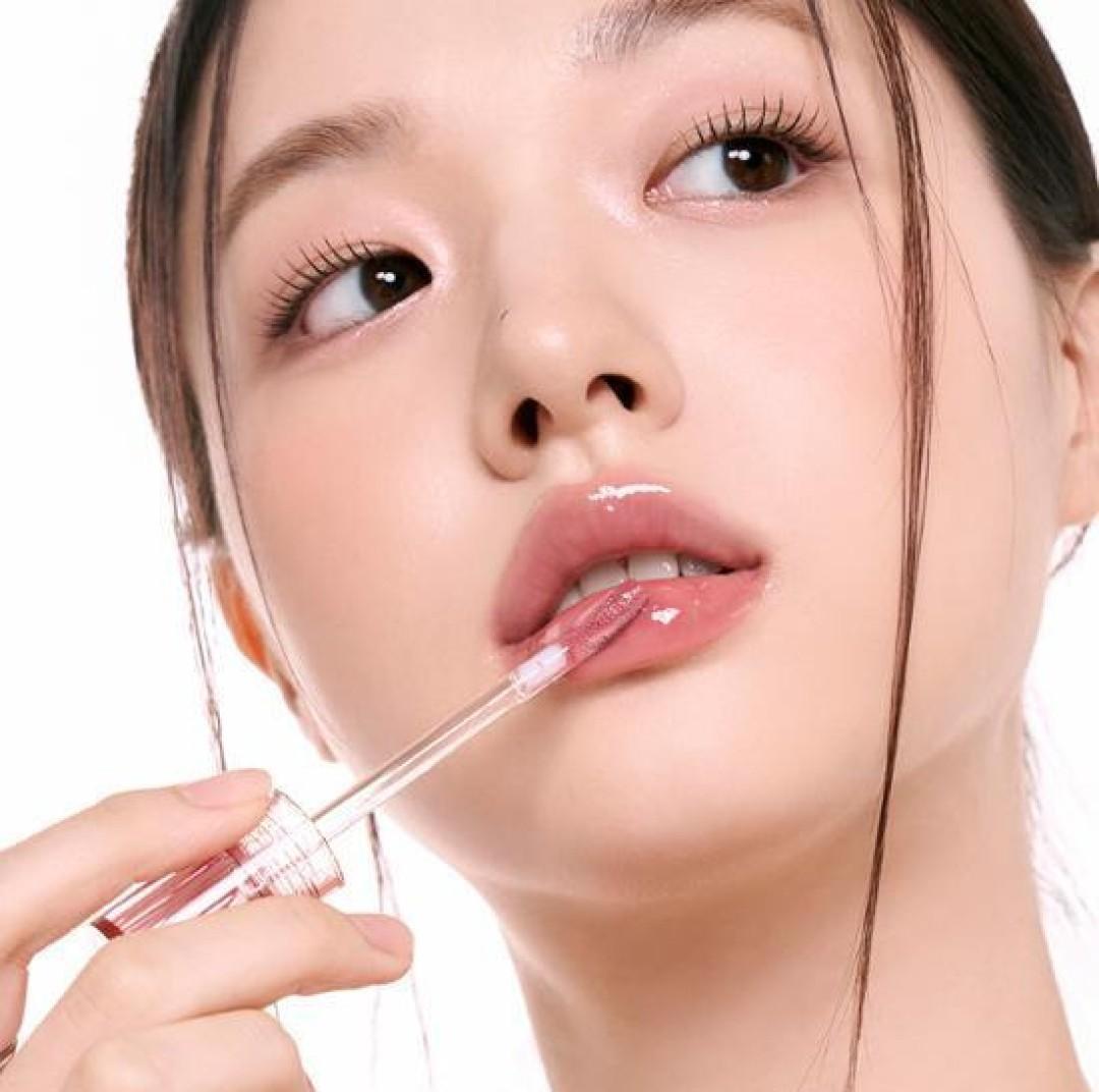 Multicolor Glitter Lip Gloss for Hydrated Lips