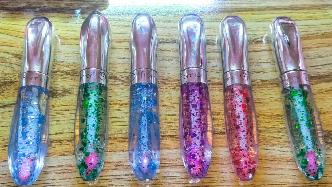 Multicolor Glitter Lip Gloss for Hydrated Lips