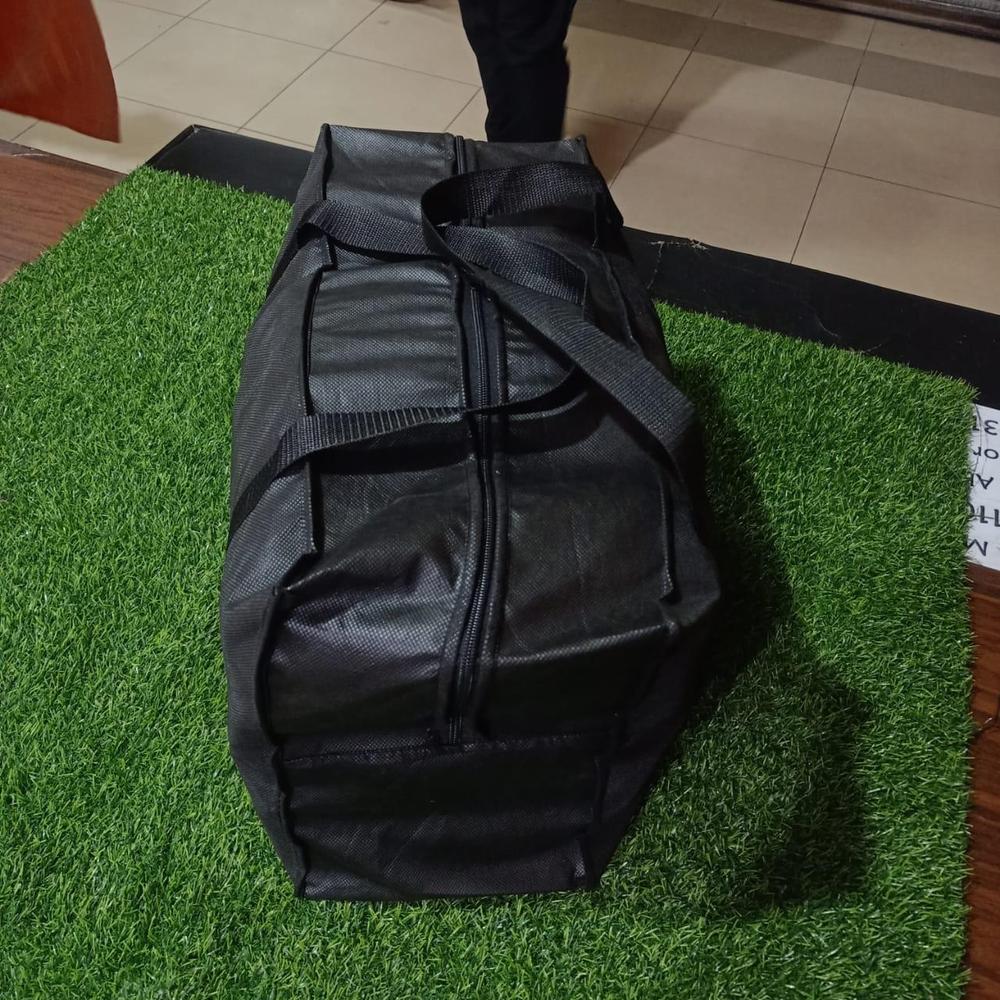 Stylish Charcoal Travel Bag 18x8x12 Inch Durable Non-Woven Fabric