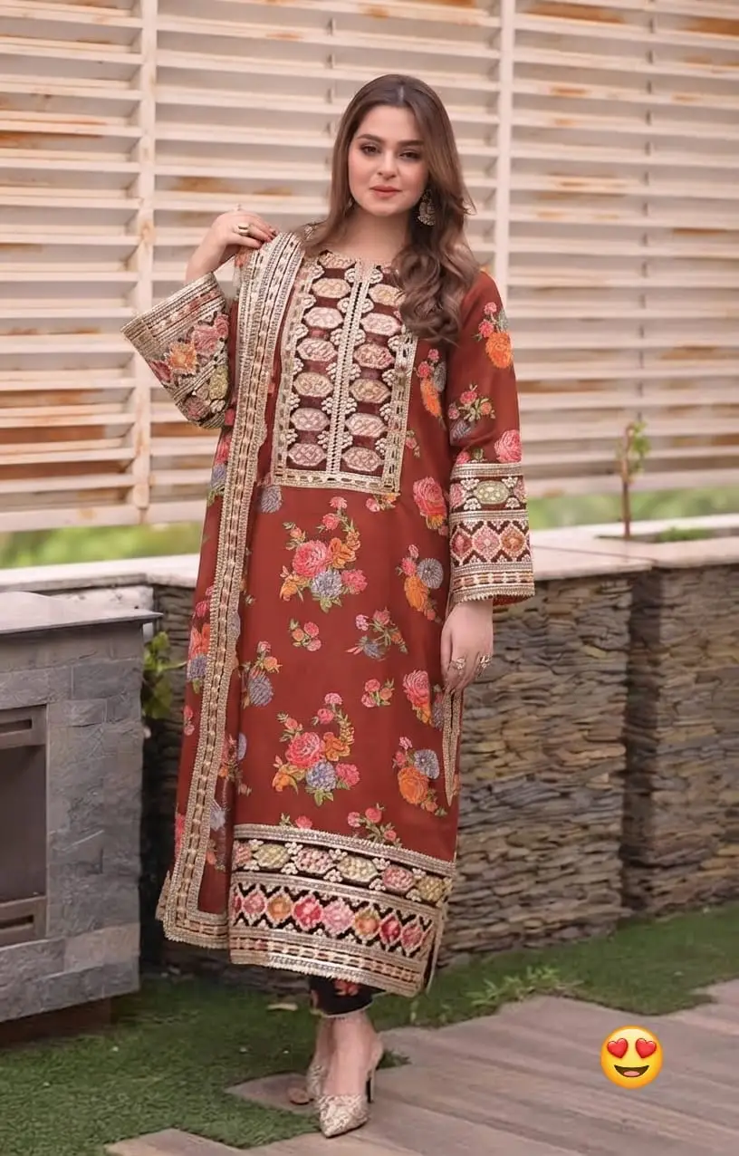 3 Pcs Women's Stitched Raw Silk Patch Work Suit