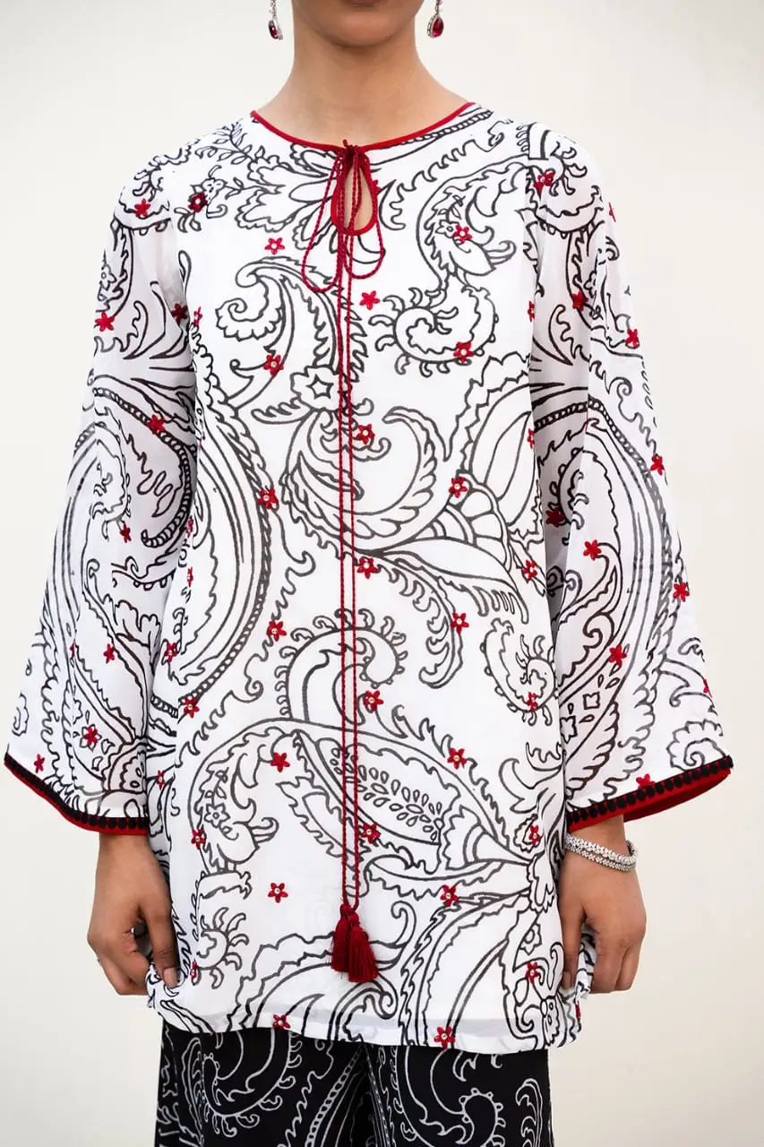 3 Pcs Women's Stitched Lawn Printed Suit