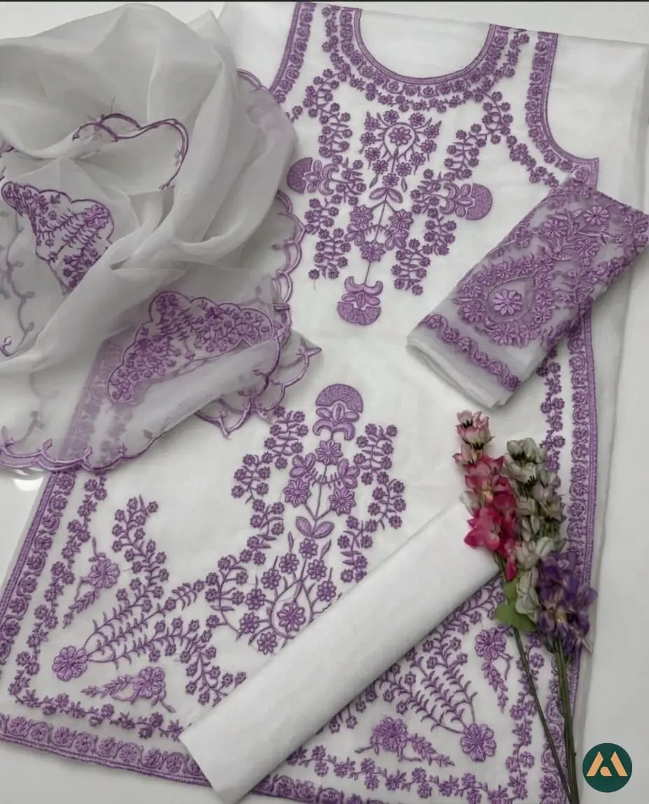 3 Pcs Women's Unstitched Embroidered Suit