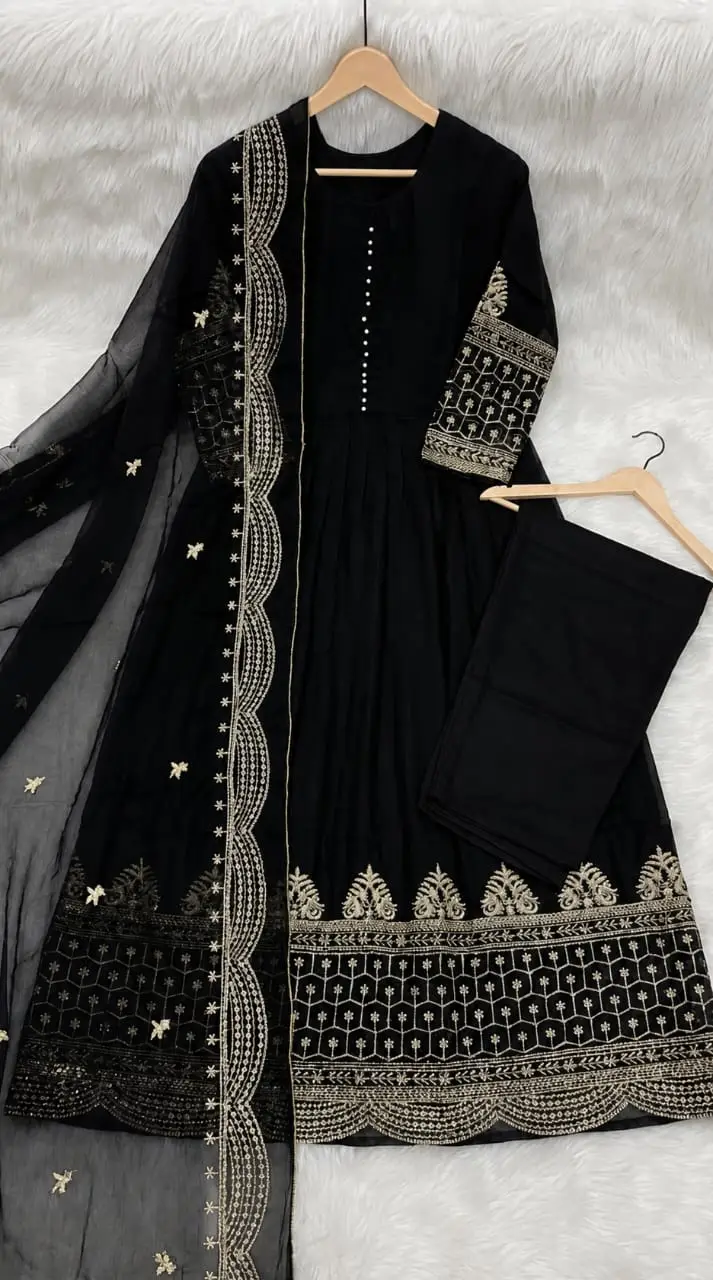 3 Pcs Women's Stitched Chiffon Sequins Embroidered Maxi Suit