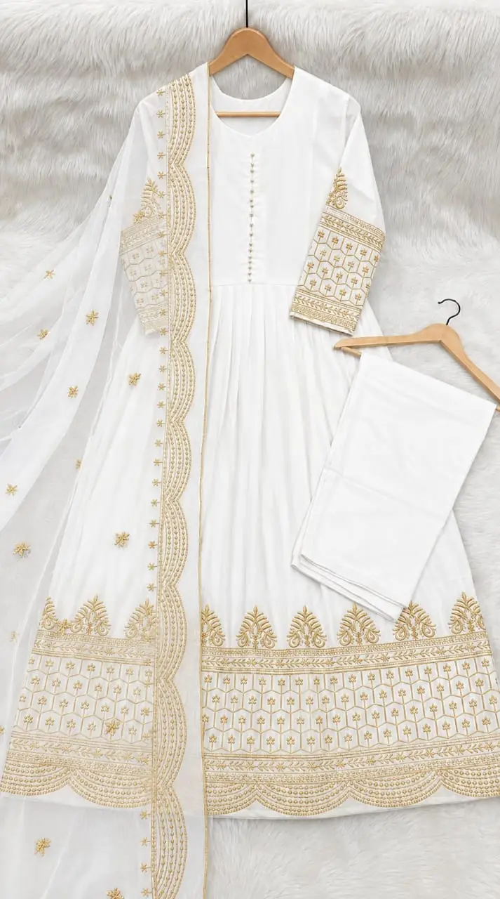 3 Pcs Women's Stitched Chiffon Sequins Embroidered Maxi Suit