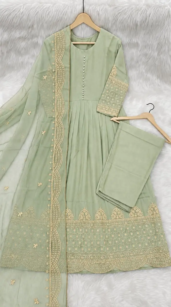 3 Pcs Women's Stitched Chiffon Sequins Embroidered Maxi Suit