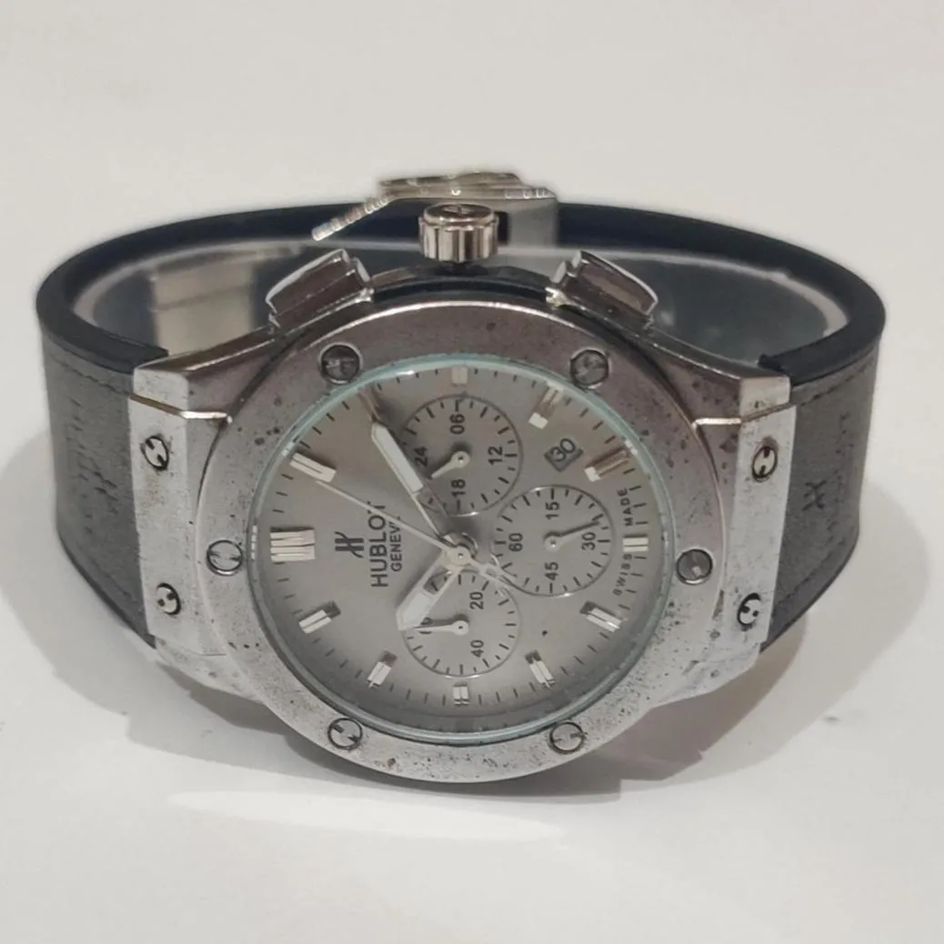 HUBLOT Men's Classic Leather Chronograph Wrist Watch