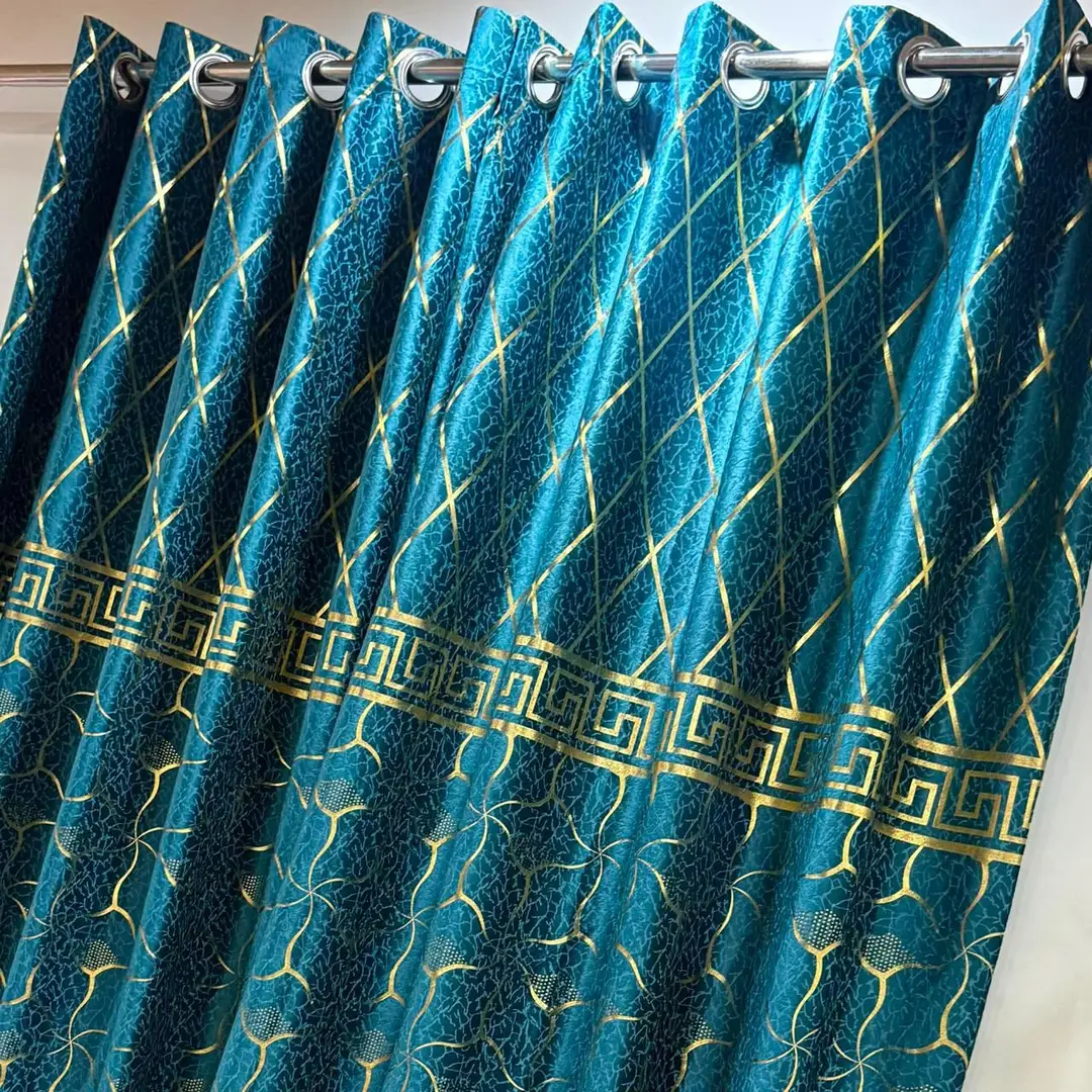 Luxurious 1 Pc Velvet Textured Curtain