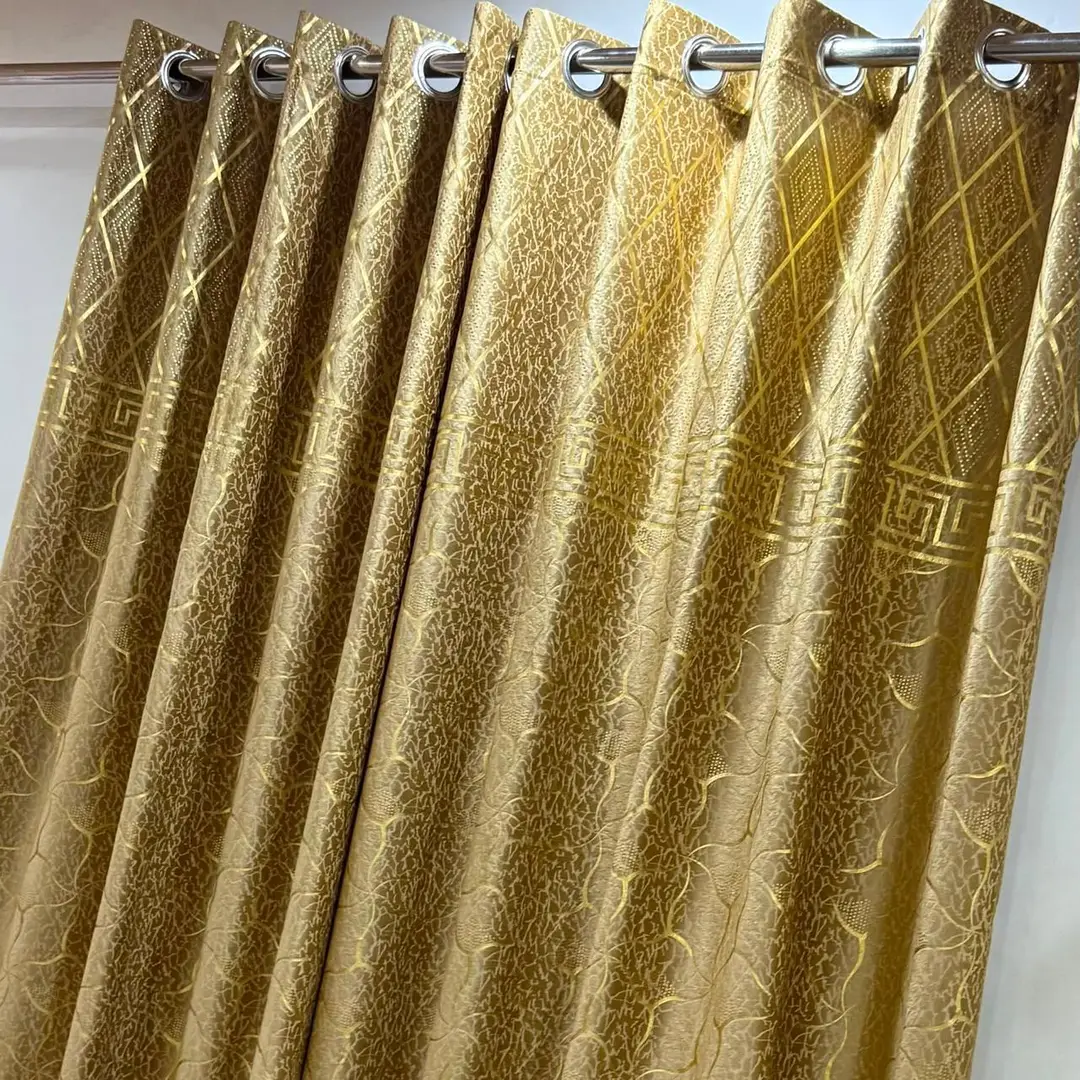 Luxurious 1 Pc Velvet Textured Curtain