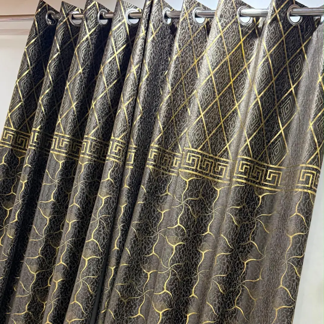 Luxurious 1 Pc Velvet Textured Curtain