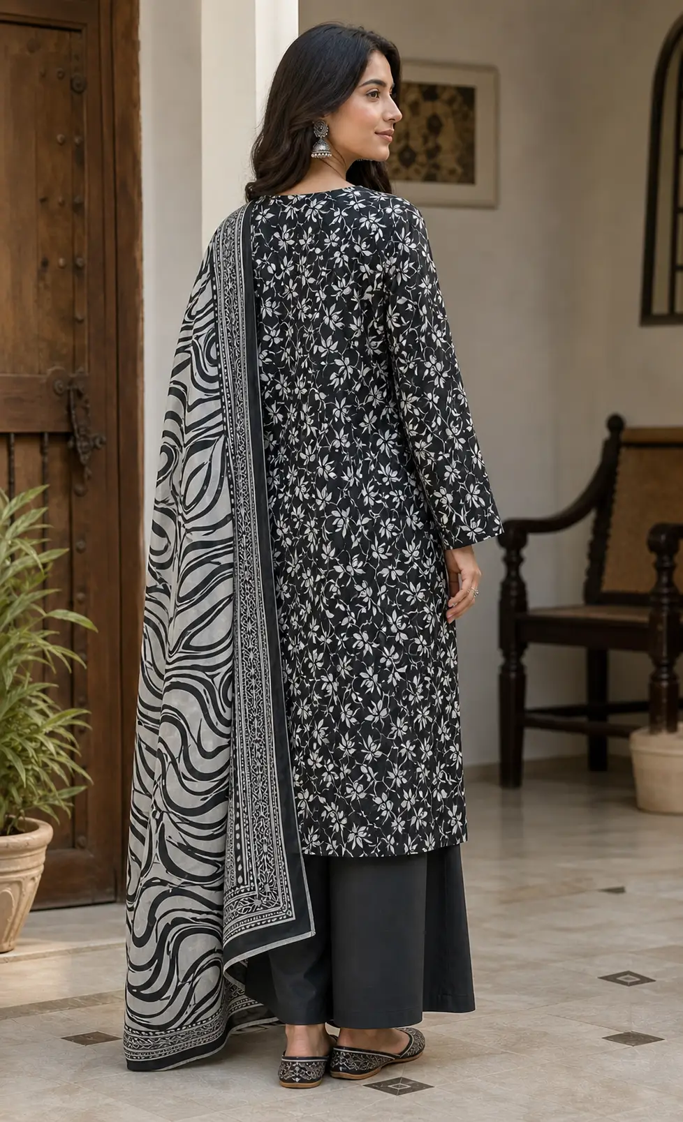 Stylish 3 Pcs Women's Unstitched Lawn Digital Print Suit
