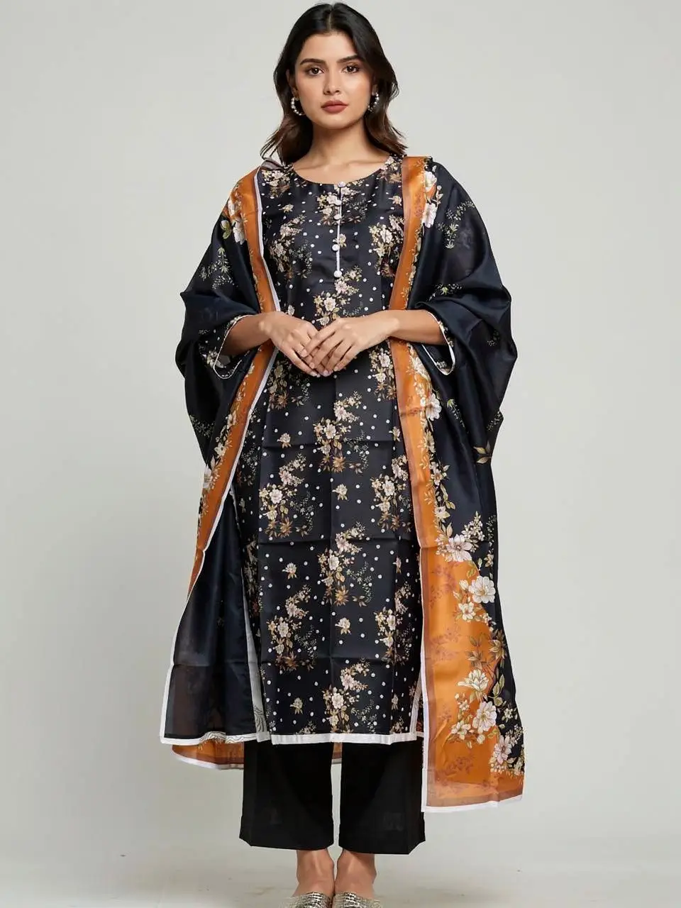 Stylish 3 Pcs Women's Unstitched Lawn Digital Print Suit