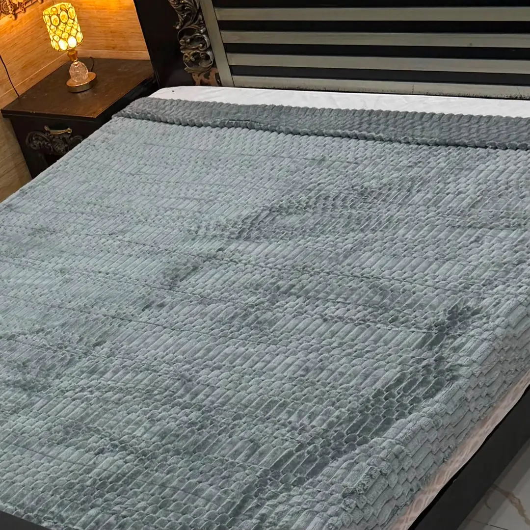 Elegant Plush Embossed Bubble Double Bed Blanket