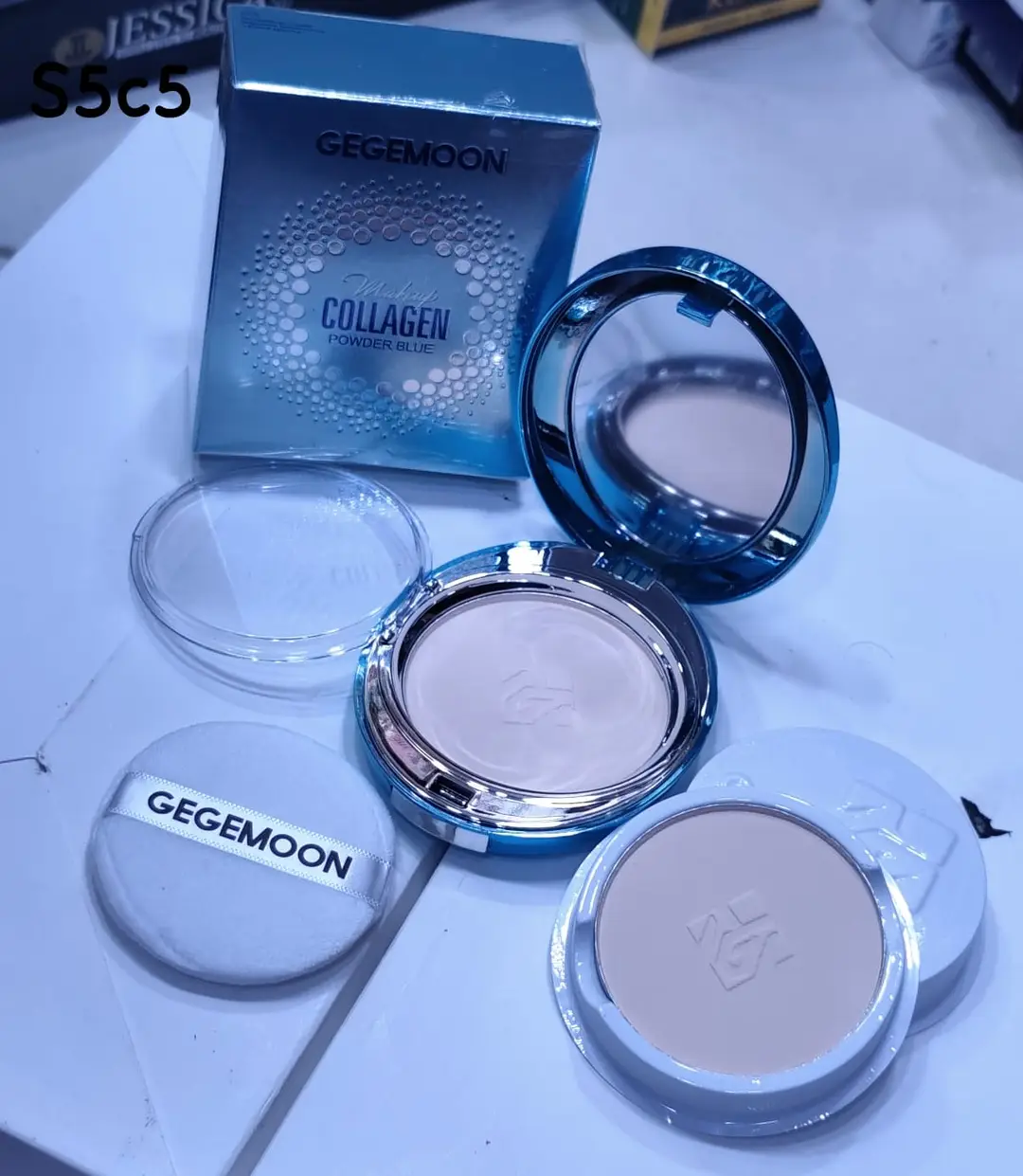 High Coverage Face Powder 100