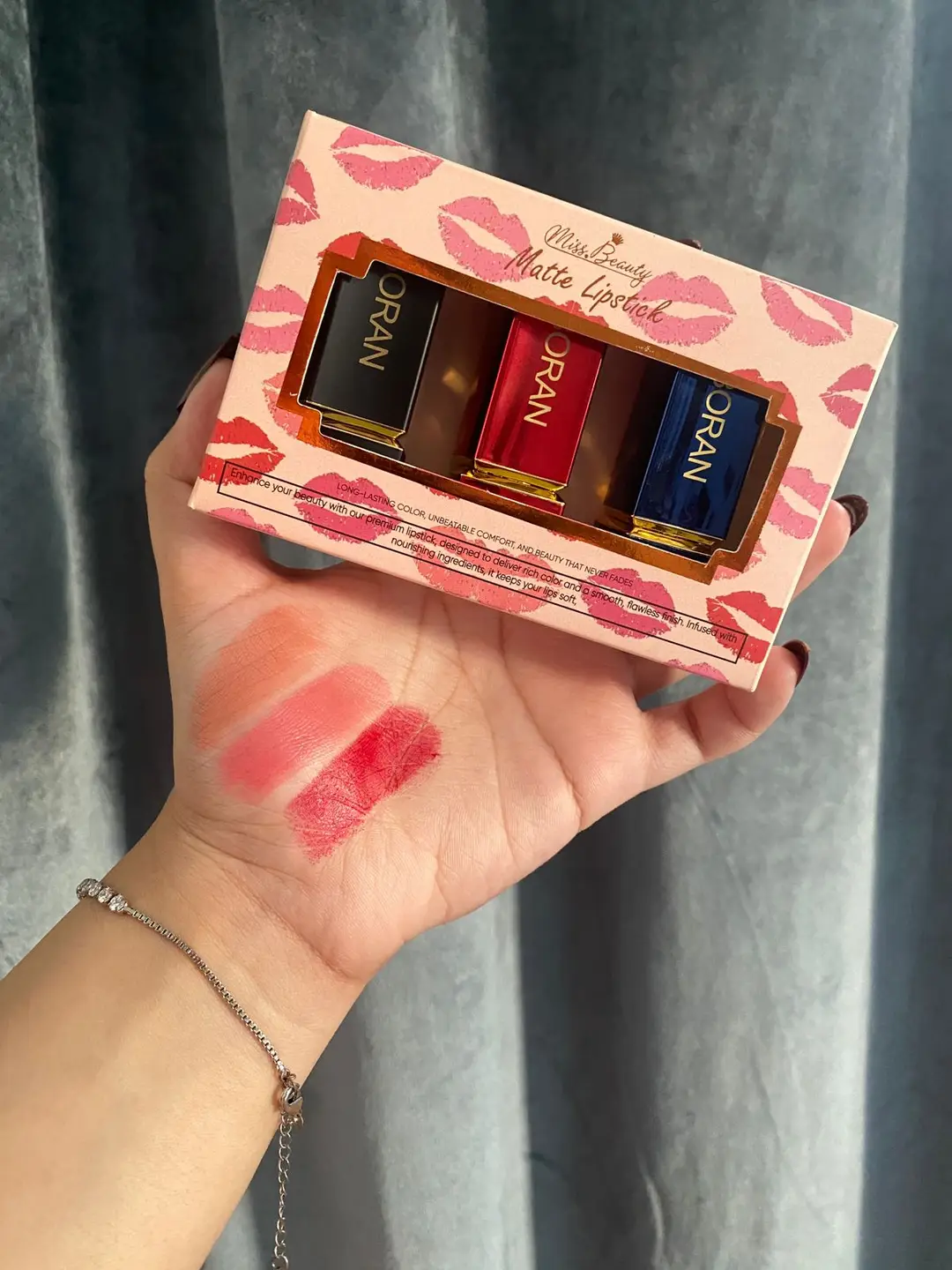 Bold Coverage Lipstick 100