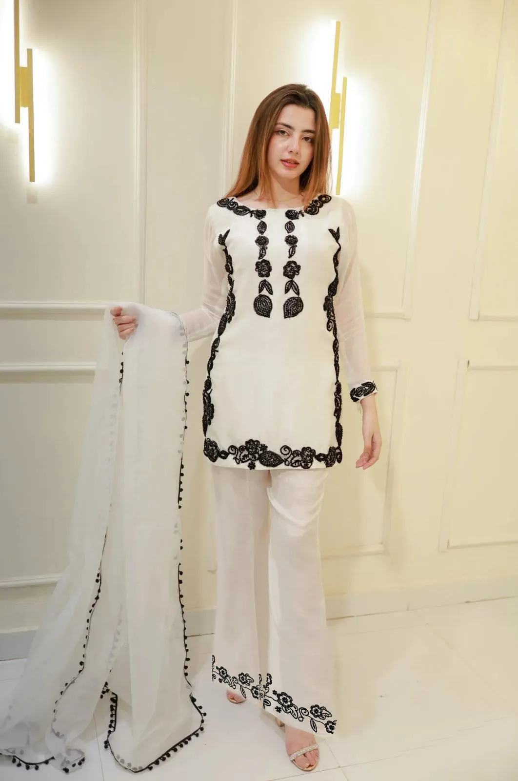 White Embroidered 3Pcs Embroidery Shirt Flapper & Lace Dupatta