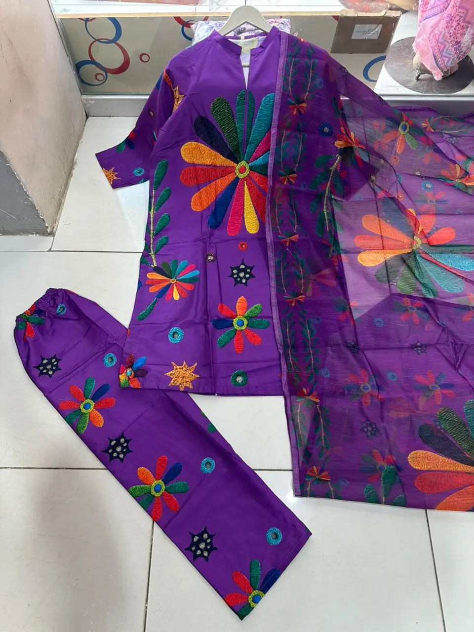 3 Pcs Women's Stitched Arabic Lawn Printed Suit