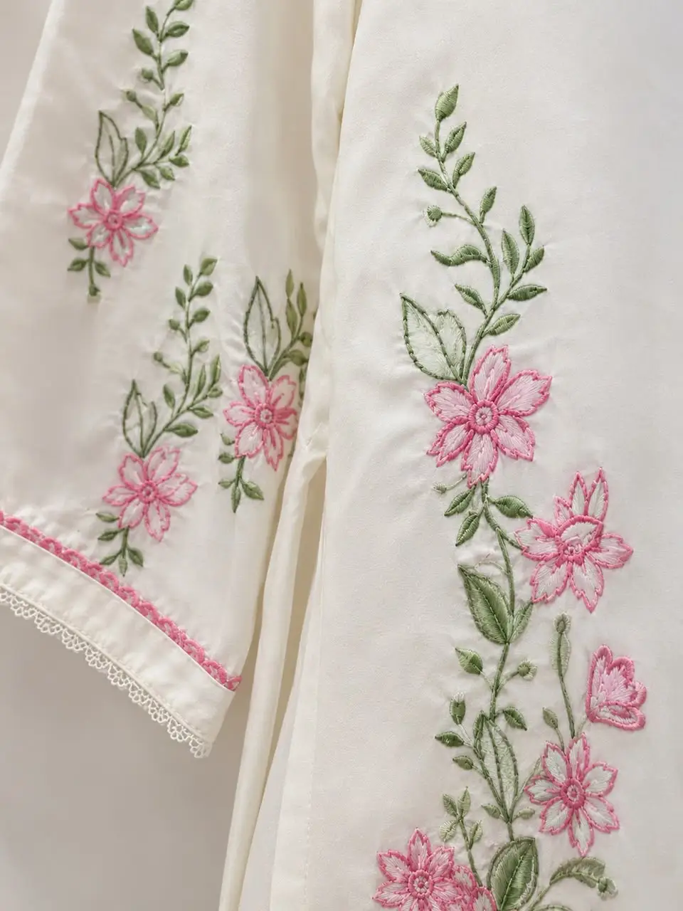 3 Pcs Women's Stitched Cotton Embroidered Suit