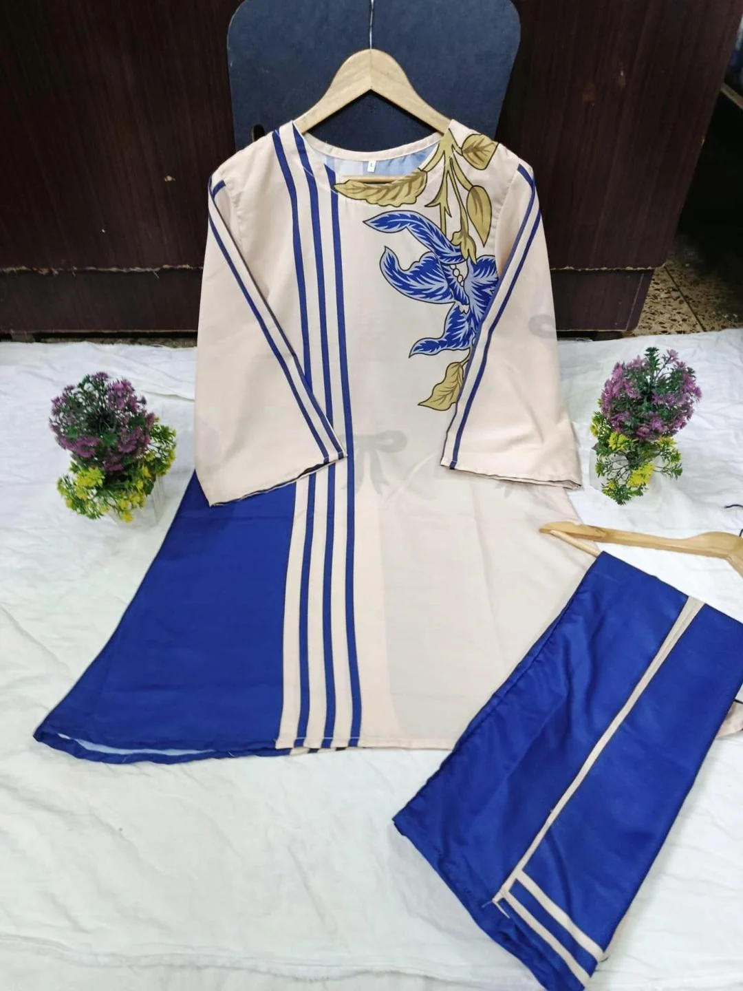 Blue Swiss Lawn Printed 2Pcs Women Co-Ord Set Medium