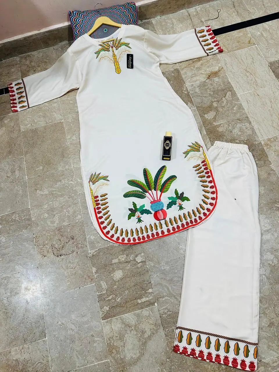 2 Pcs Women's Stitched Swiss Lawn Printed Co-Ord Set