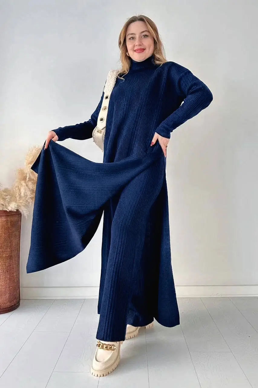 2 Pcs Women's Stitched Grip Plain Co-Ord Set