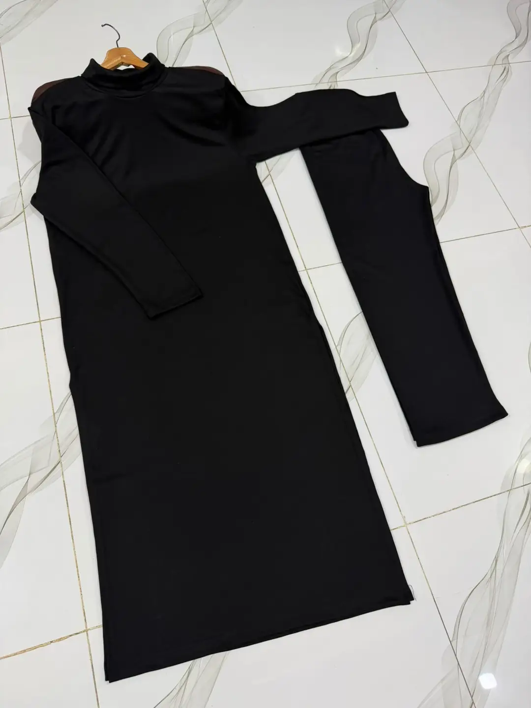 2 Pcs Women's Stitched Grip Plain Co-Ord Set