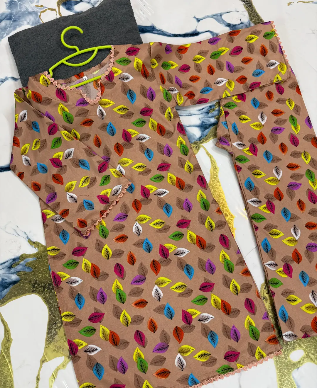 2 Pcs Girl's Cotton Lawn Printed Kurta And Pajama
