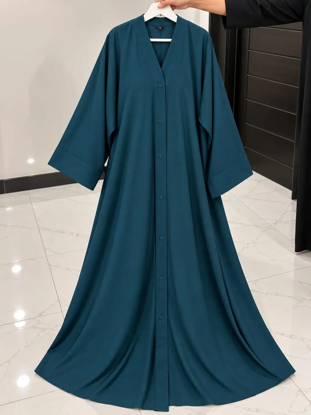 Nida Plain Classic Abaya