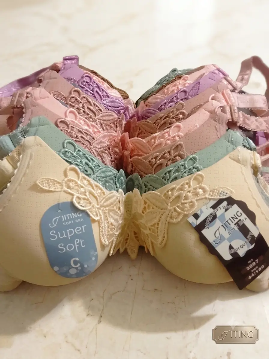 Mid Flower Style Nylon Embroidered Padded Bra, High Quality, Comfortable & Lightweight, 1 Pc Multicolors