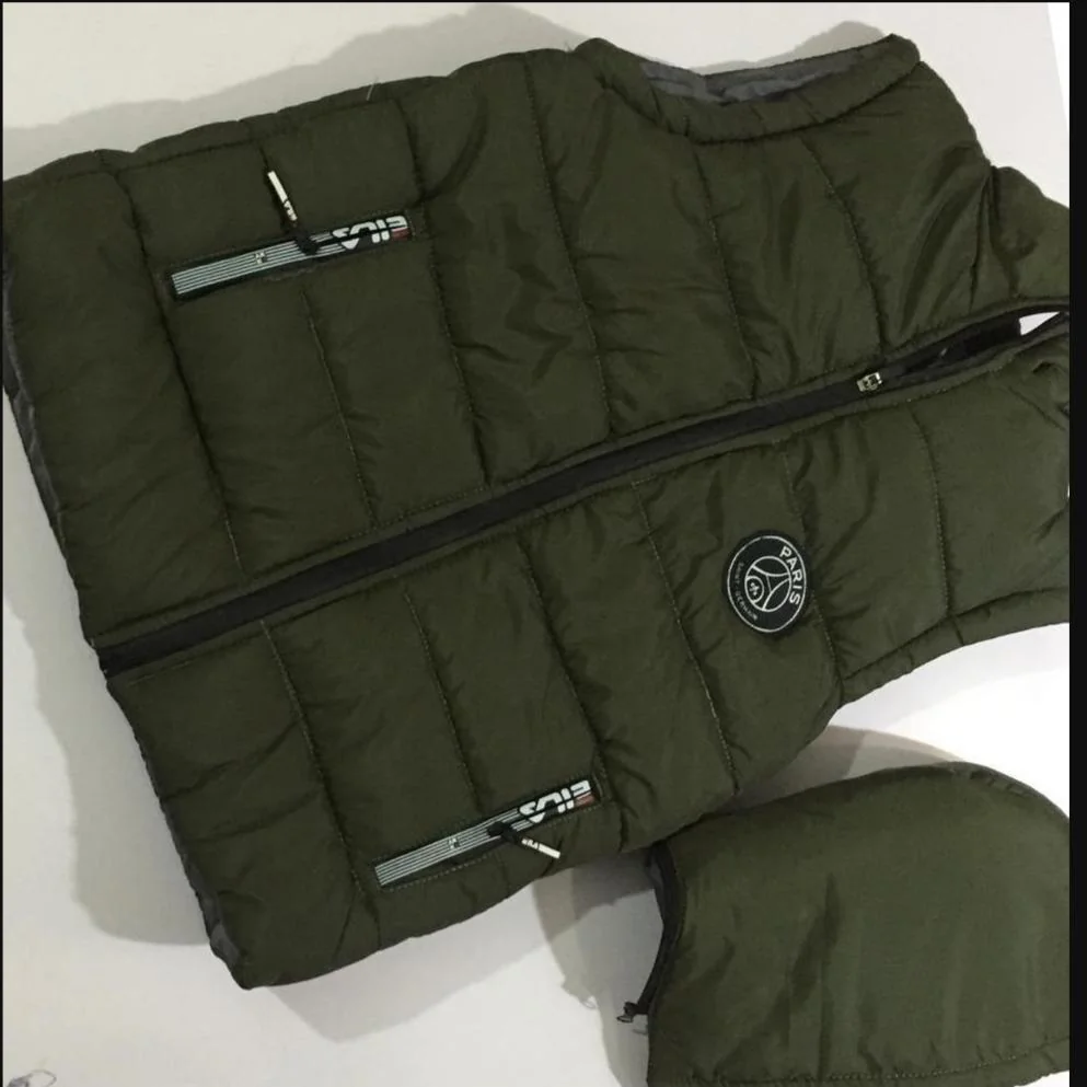 Men Sleeveless Puffer Jacket Green Parachute Fabric