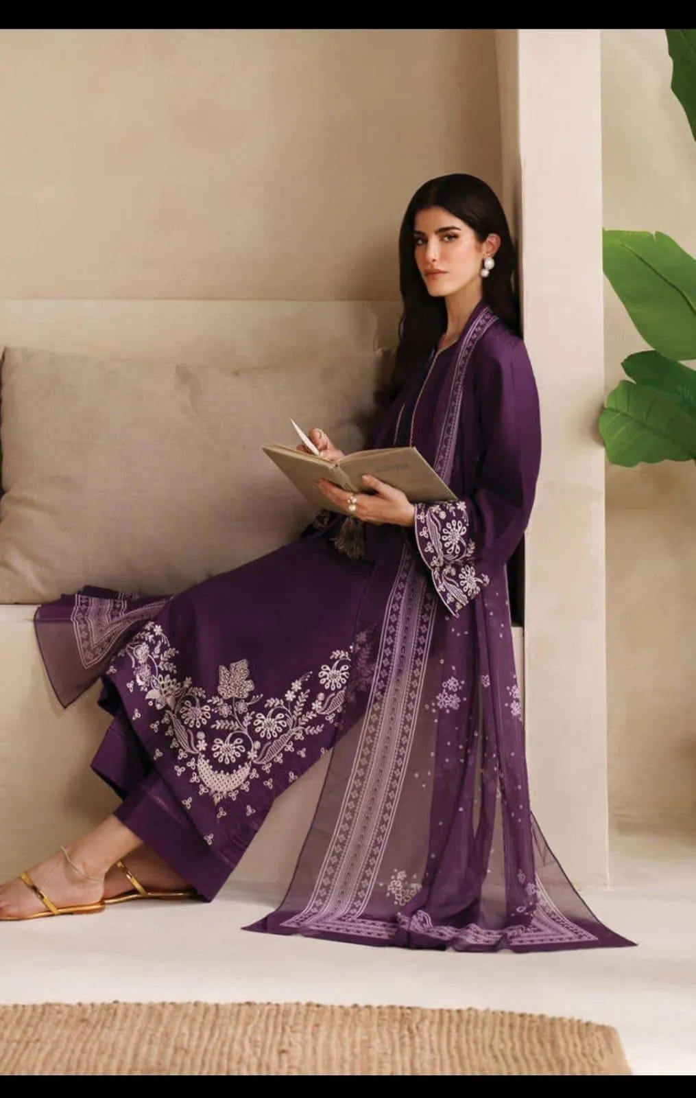 Garnet Lawn 9070 Embroidered Purple Dupatta Set