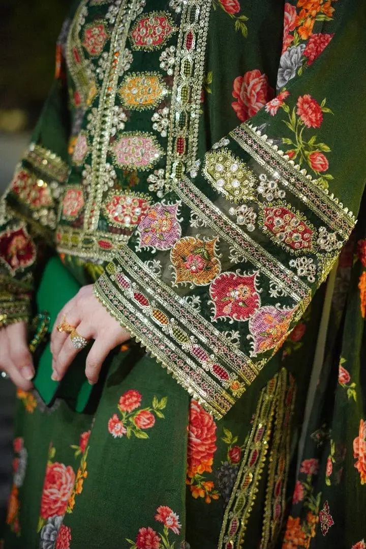 3 Pcs Women's Unstitched Embroidered Suit