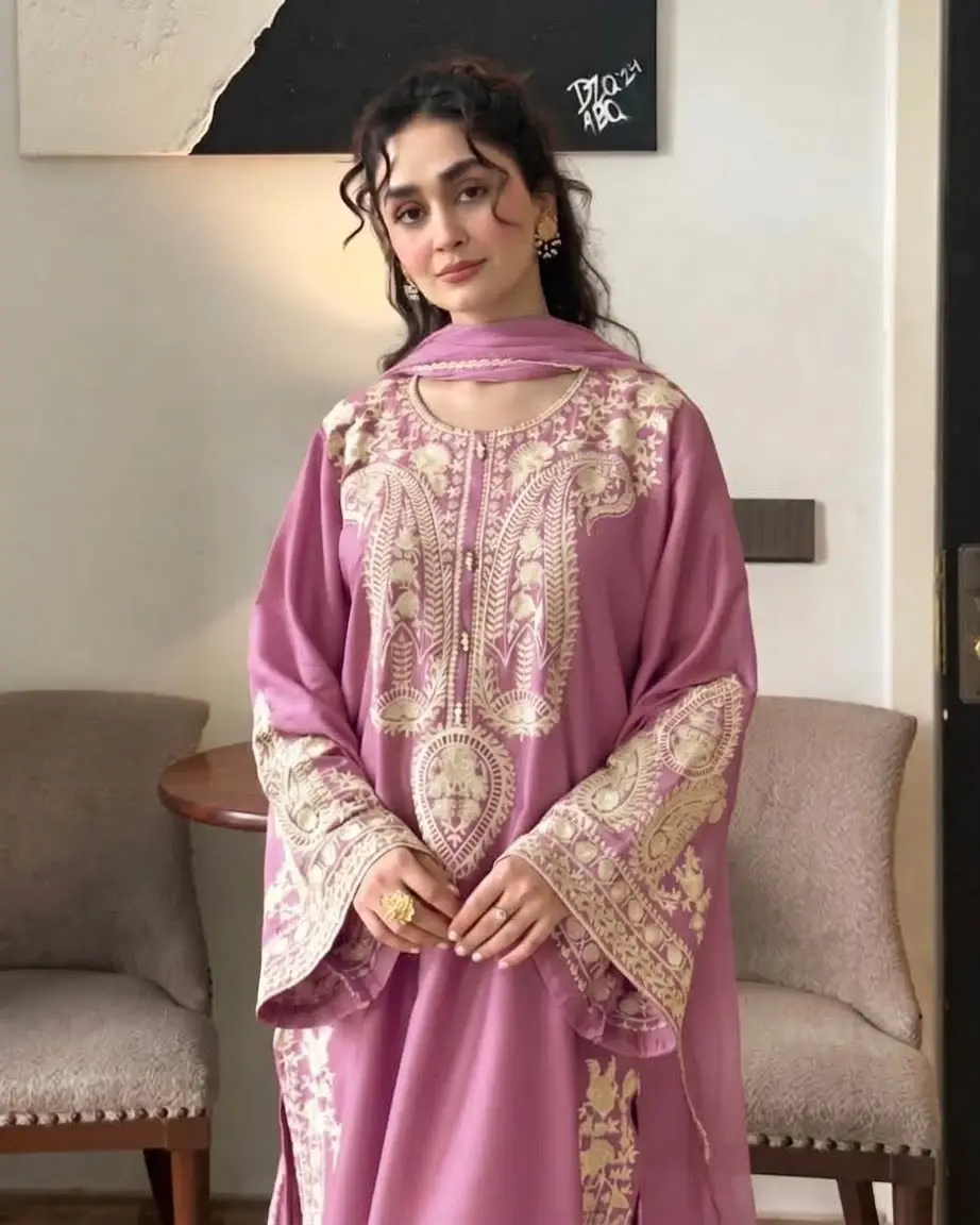 3 Pcs Women's Unstitched Embroidered Suit