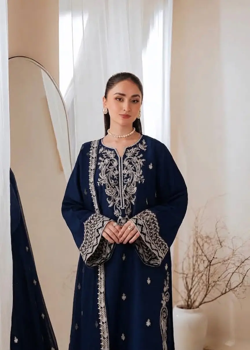 3 Pcs Women's Unstitched Embroidered Suit