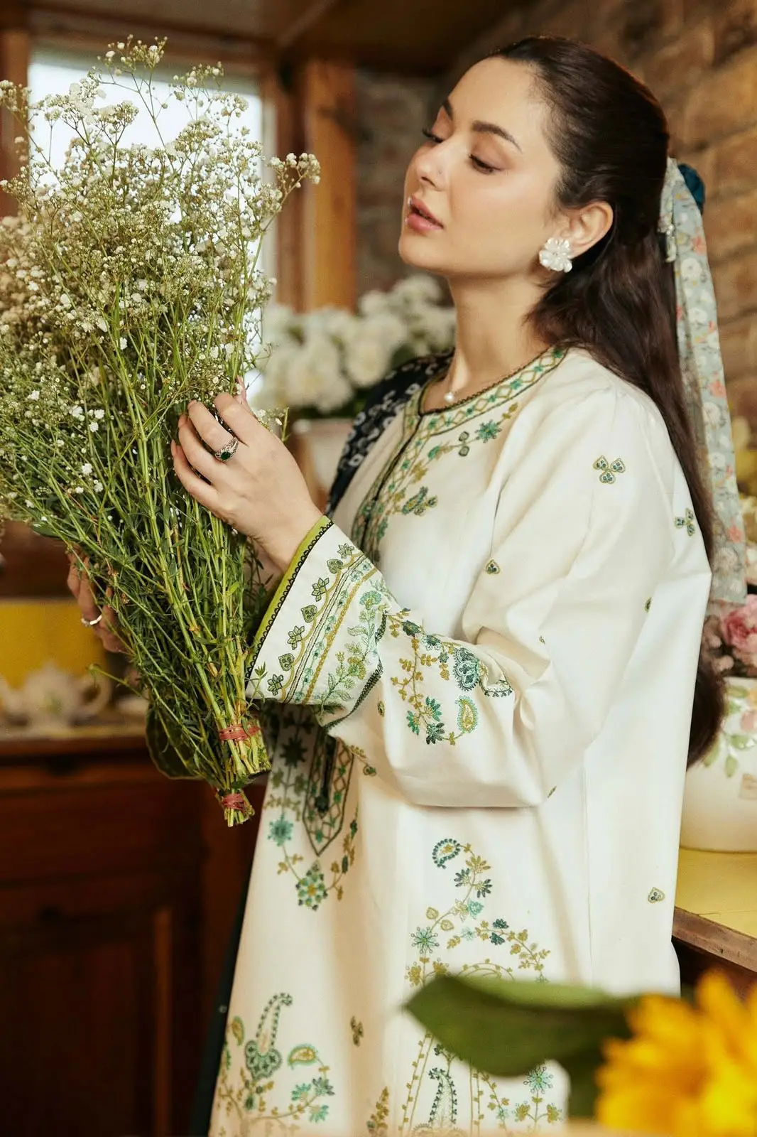 3 Pcs Women's Unstitched Embroidered Suit
