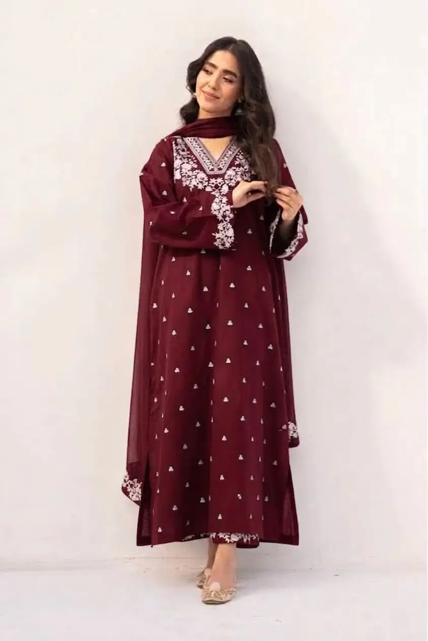 3 Pcs Women's Unstitched Embroidered Suit