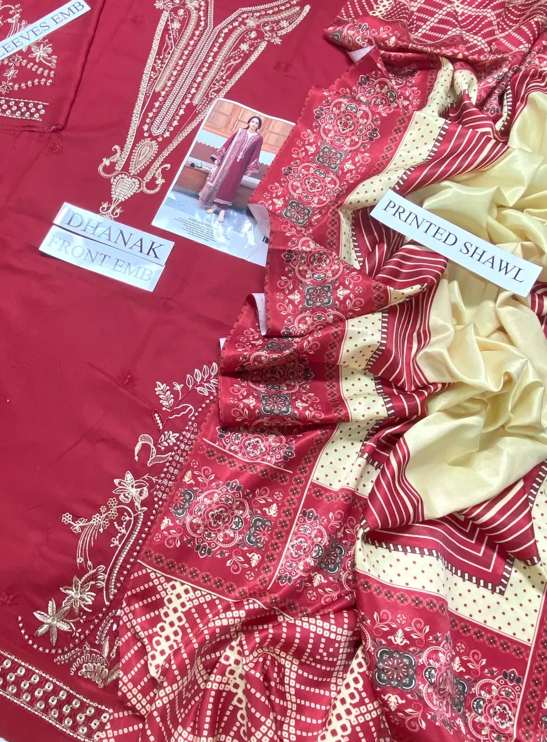 3 Pcs Women's Unstitched Embroidered Suit