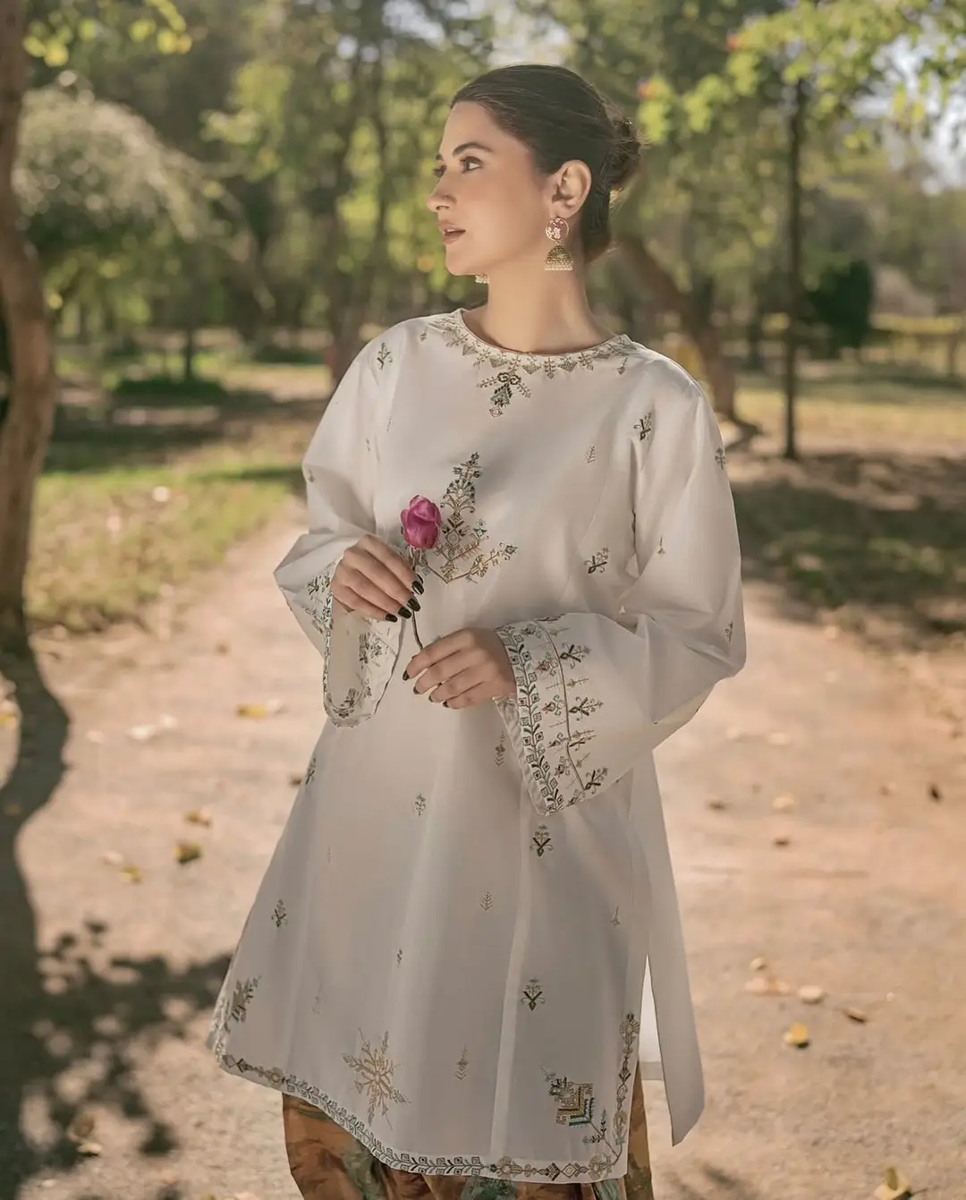2 Pcs Women's Unstitched Embroidered Suit