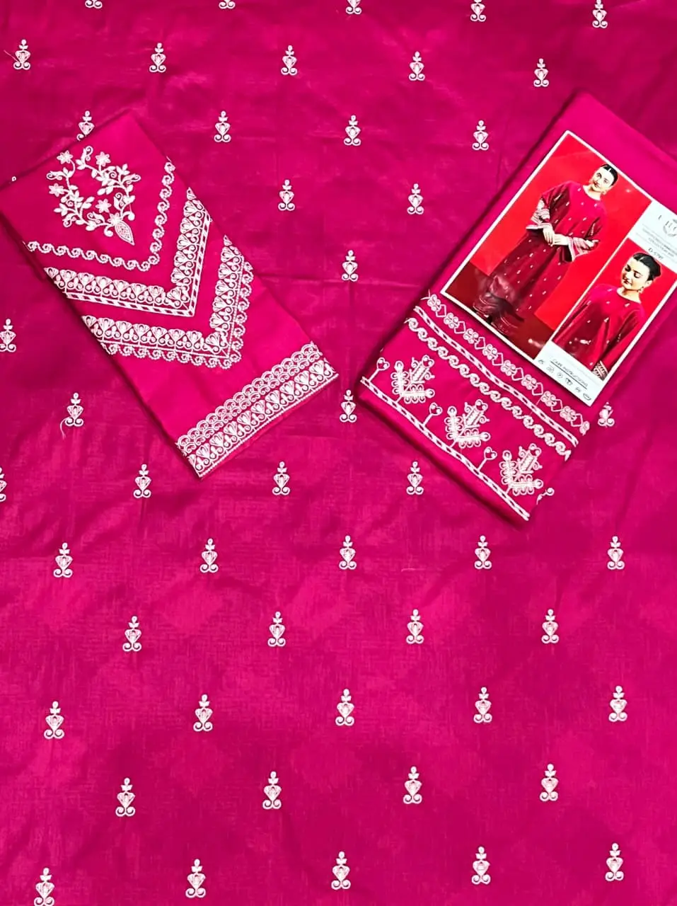 2 Pcs Women's Unstitched Embroidered Suit