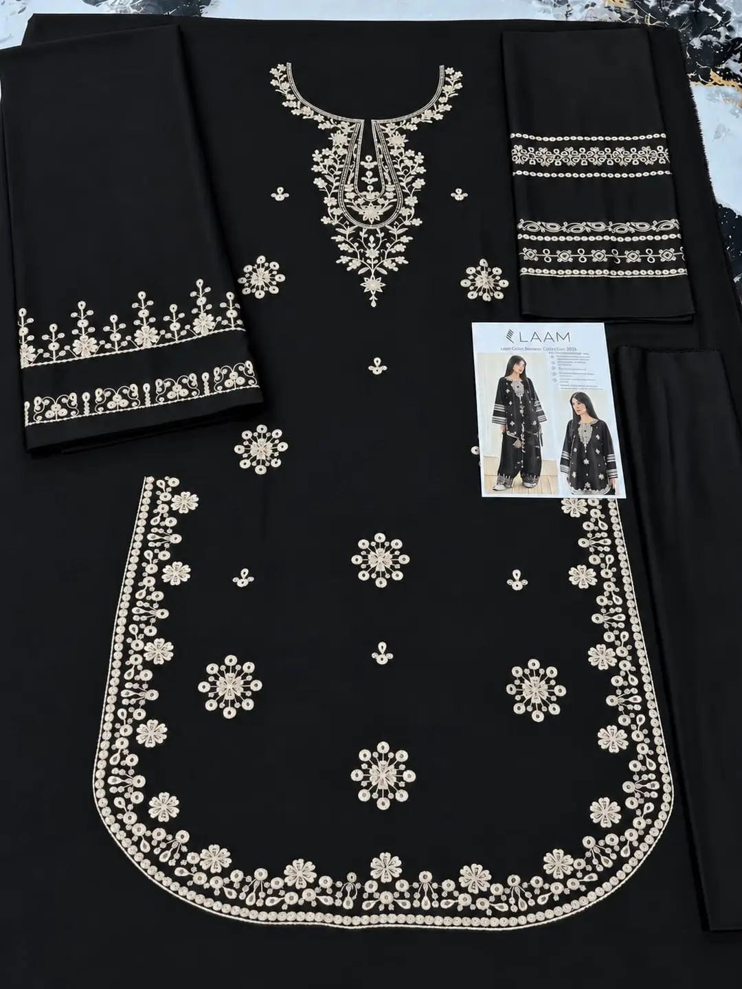 2 Pcs Women's Unstitched Embroidered Suit