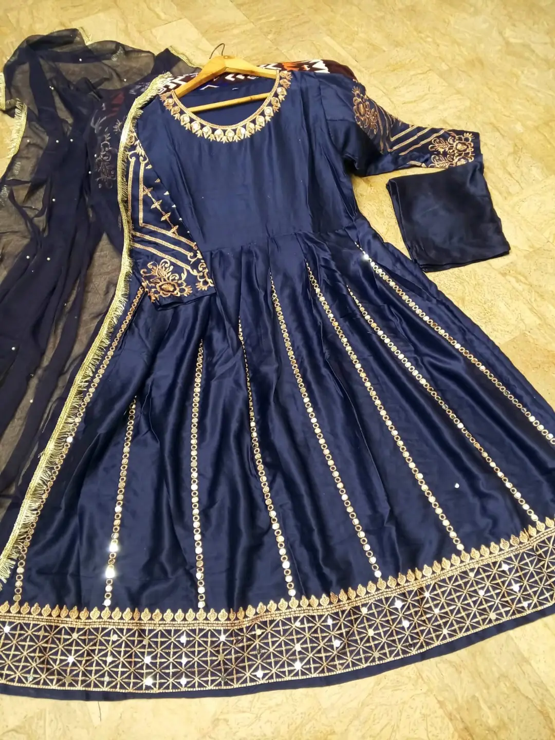 3 Pcs Women's Stitched Silk Embroidered Maxi Suit