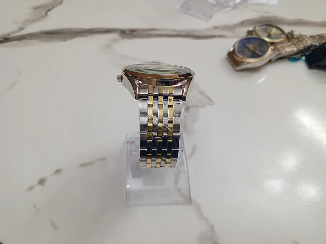 Men's Modern Stylish Look Watch With Day & Date - Random Multicolor Dial - Art# M247 -FR9008500Dy&Dt-0048