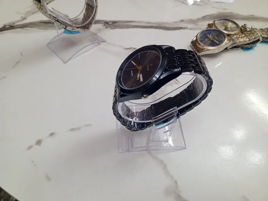 Men's Modern Stylish Look Watch With Day & Date - Random Multicolor Dial - Art# M247 -FR9008500Dy&Dt-0048