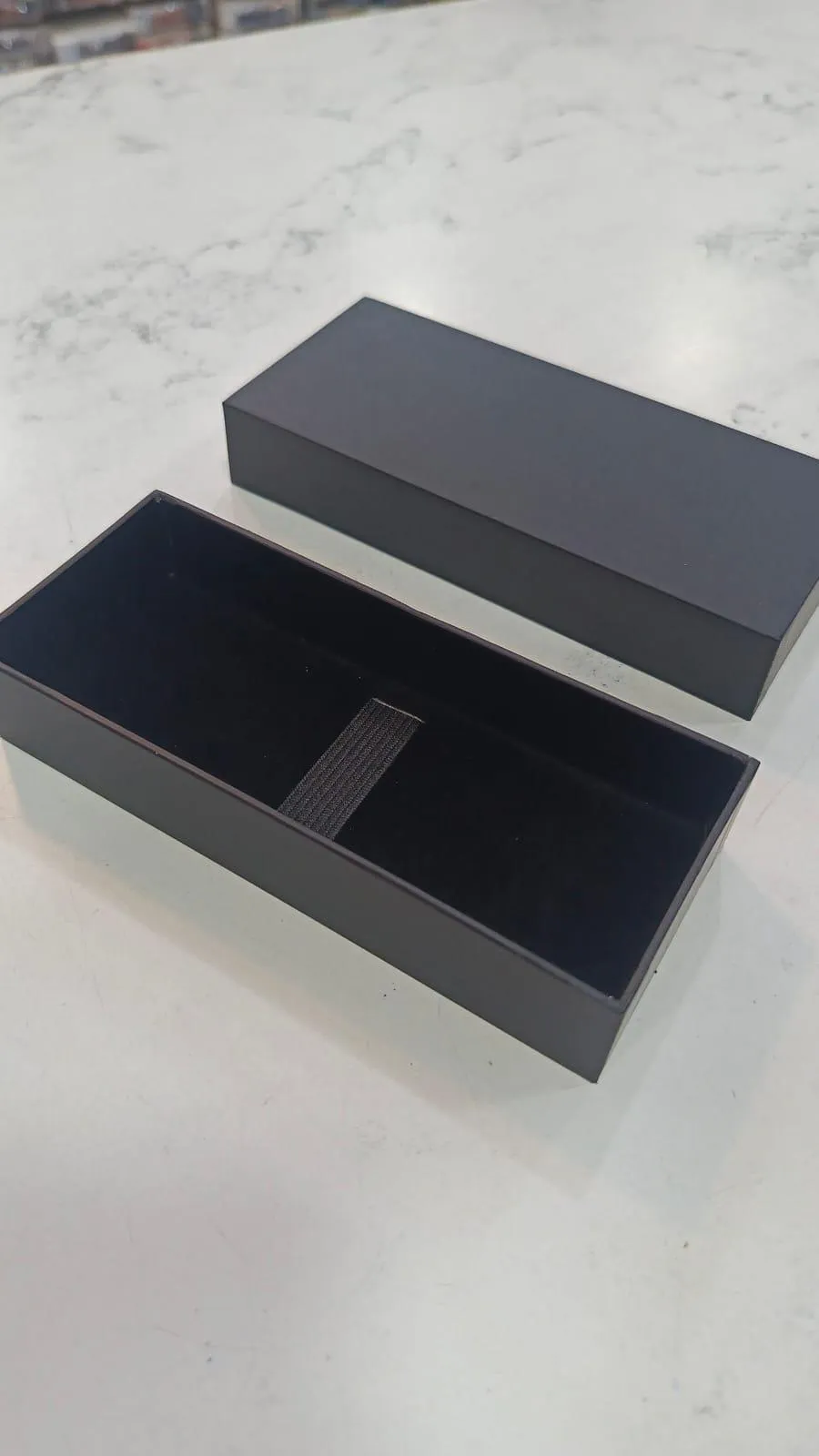 Black Hardboard Gift Box for Watches & Jewelry