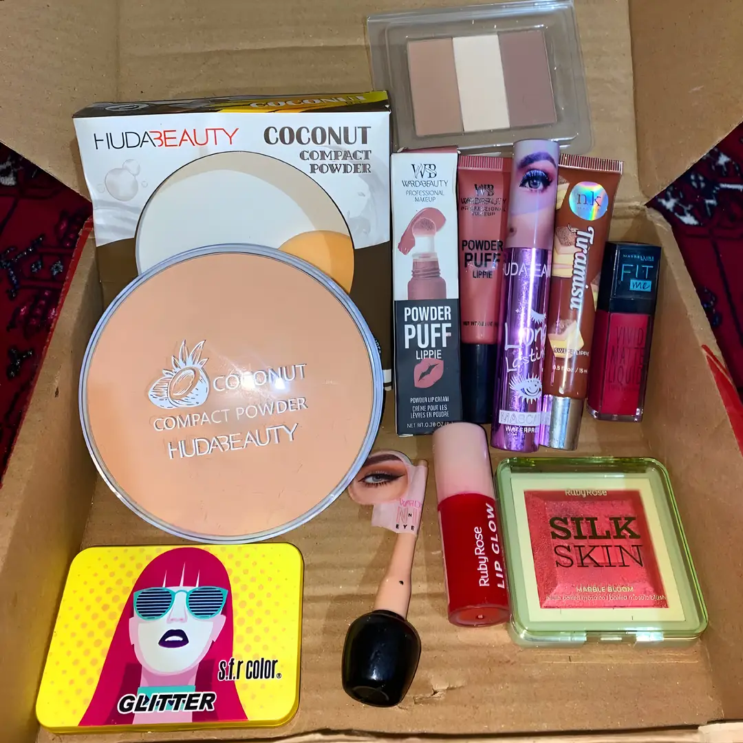 Rubby Rose All in one makeup box - 10pc